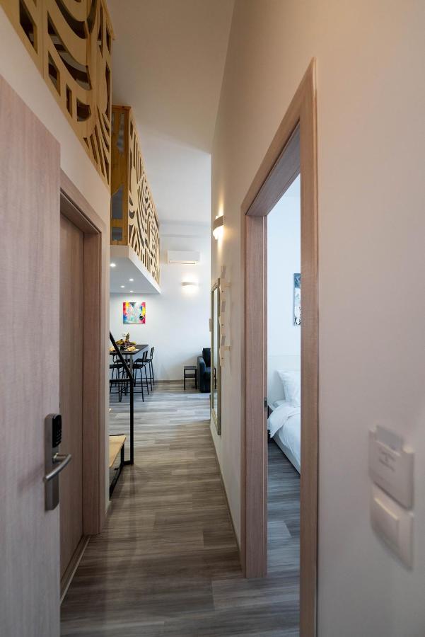 Central Suites Aegina 1 المظهر الخارجي الصورة
