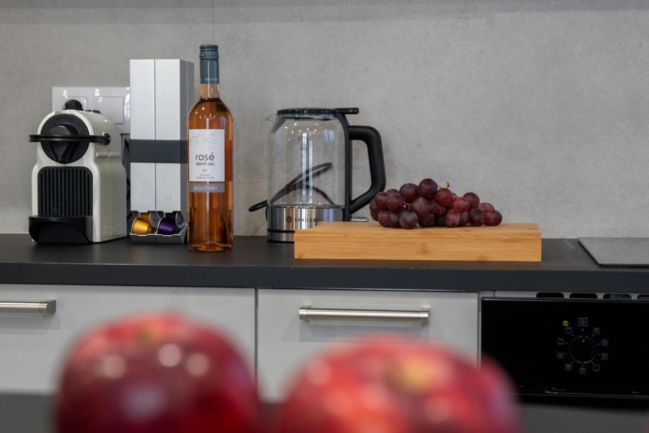 Central Suites Aegina 1 المظهر الخارجي الصورة