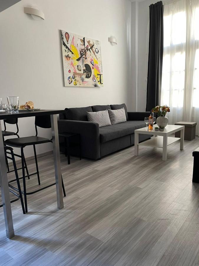 Central Suites Aegina 1 المظهر الخارجي الصورة